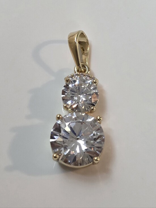 Jewelry - Halo Oval Pendant